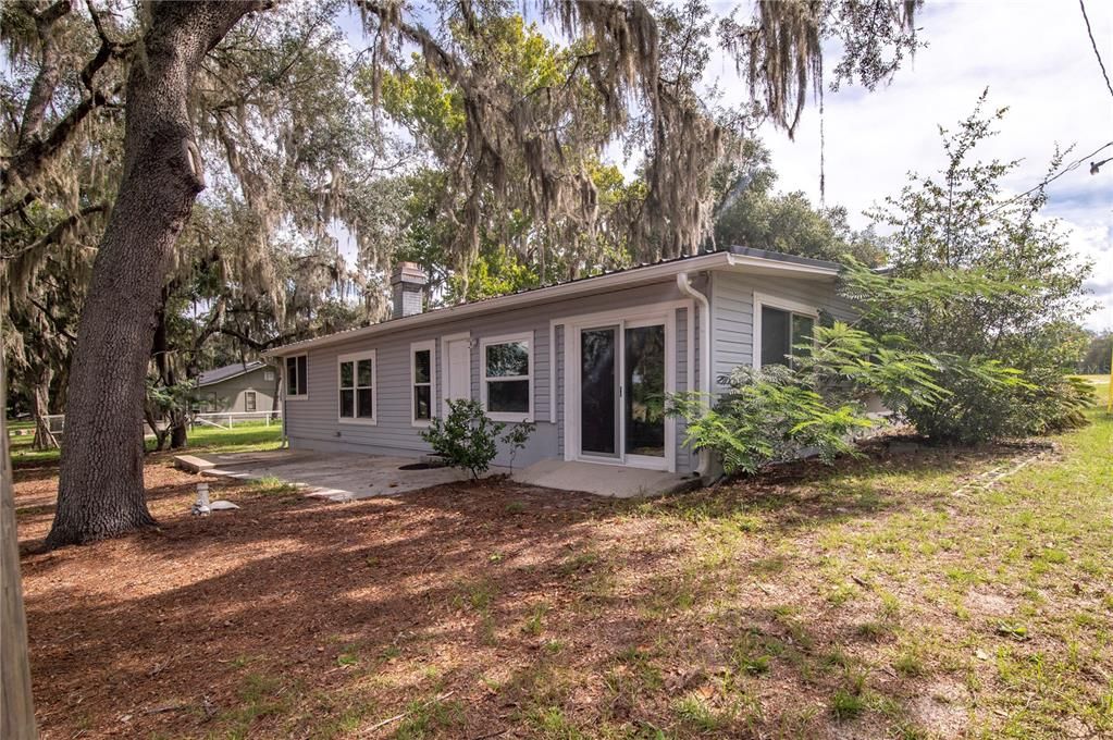 For Sale: $299,000 (3 beds, 1 baths, 1800 Square Feet)