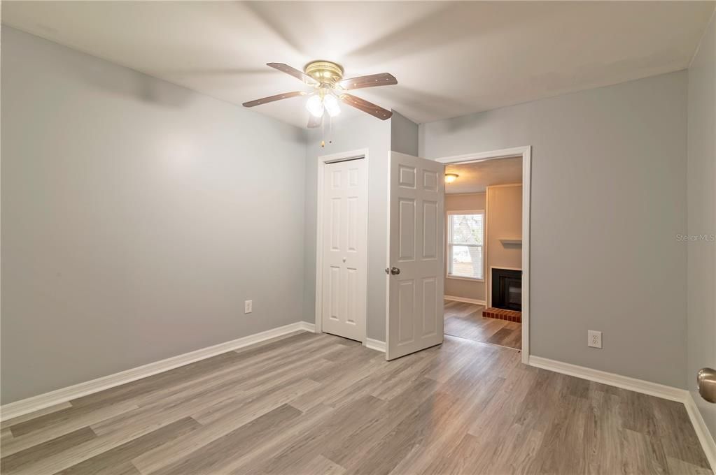 For Sale: $299,000 (3 beds, 1 baths, 1800 Square Feet)