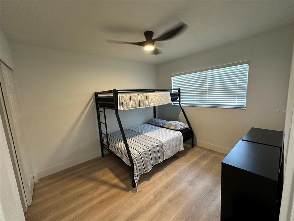 For Rent: $1,850 (2 beds, 1 baths, 742 Square Feet)