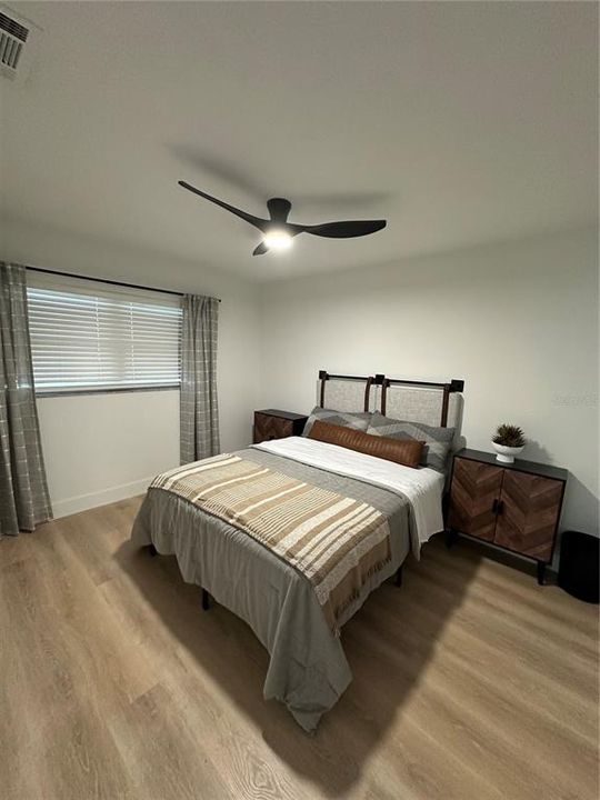 For Rent: $1,850 (2 beds, 1 baths, 742 Square Feet)