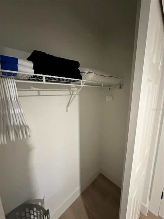 For Rent: $1,850 (2 beds, 1 baths, 742 Square Feet)