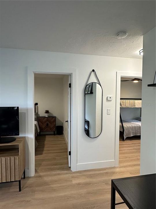 For Rent: $1,850 (2 beds, 1 baths, 742 Square Feet)