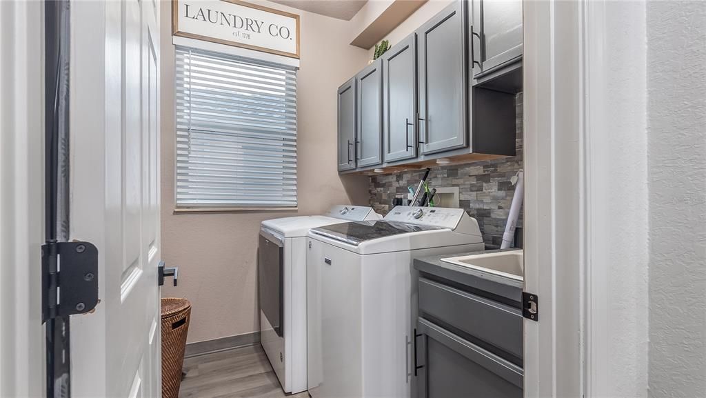 待售: $769,000 (5 贝兹, 4 浴室, 3393 平方英尺)