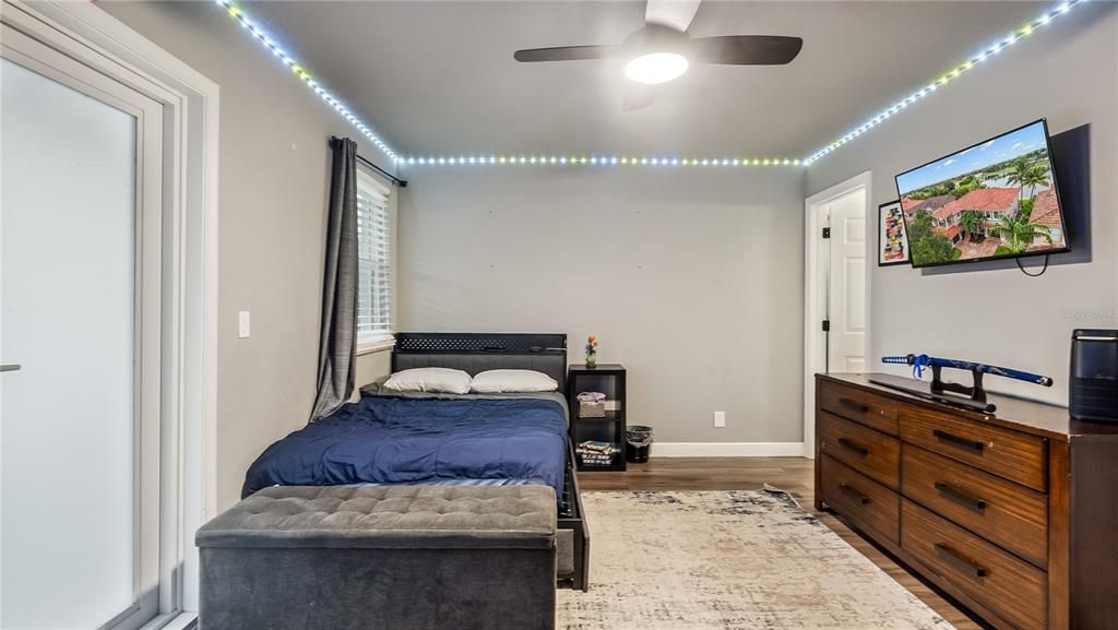 待售: $769,000 (5 贝兹, 4 浴室, 3393 平方英尺)