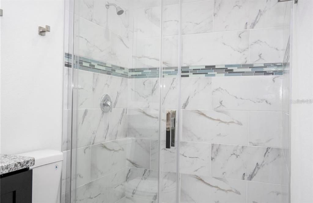 В аренду: $1,800 (4 спален, 2 ванн, 1580 Квадратных фут)