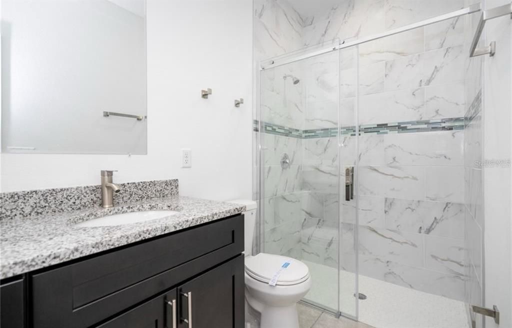 В аренду: $1,800 (4 спален, 2 ванн, 1580 Квадратных фут)