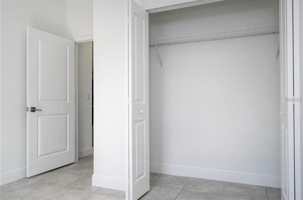 В аренду: $1,800 (4 спален, 2 ванн, 1580 Квадратных фут)