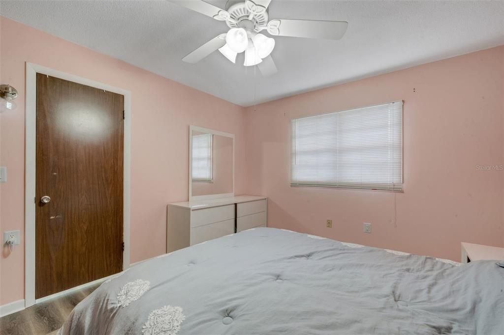 For Sale: $395,000 (3 beds, 2 baths, 1777 Square Feet)