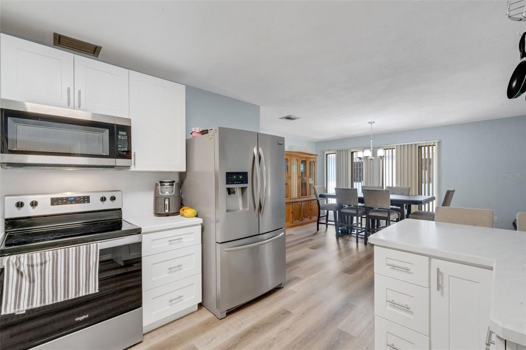 For Sale: $395,000 (3 beds, 2 baths, 1777 Square Feet)