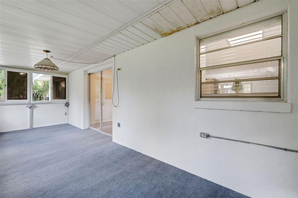 For Sale: $395,000 (3 beds, 2 baths, 1777 Square Feet)