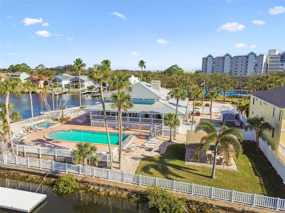 出租: $3,250 (3 贝兹, 3 浴室, 2122 平方英尺)