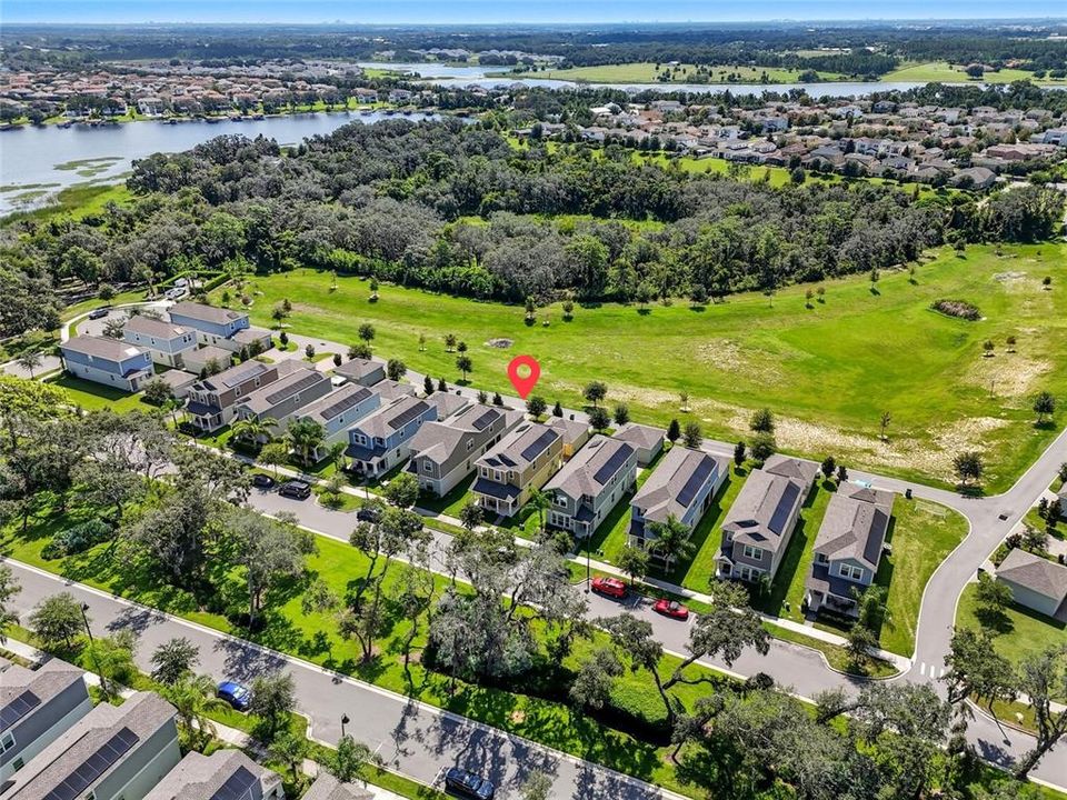 Под контрактом: $499,900 (4 спален, 3 ванн, 2030 Квадратных фут)