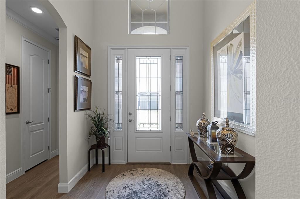 Activo con contrato: $540,000 (2 camas, 2 baños, 1974 Pies cuadrados)