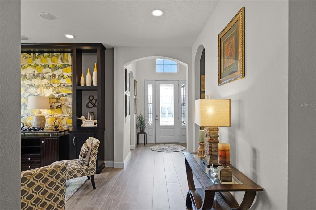 Activo con contrato: $540,000 (2 camas, 2 baños, 1974 Pies cuadrados)