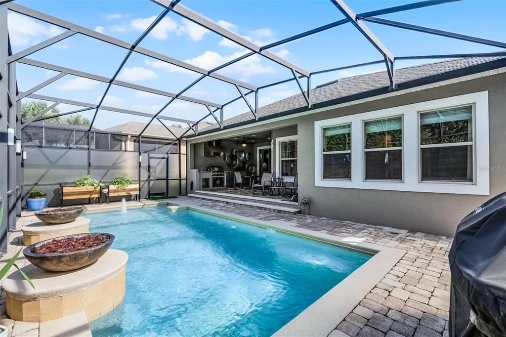 Activo con contrato: $540,000 (2 camas, 2 baños, 1974 Pies cuadrados)