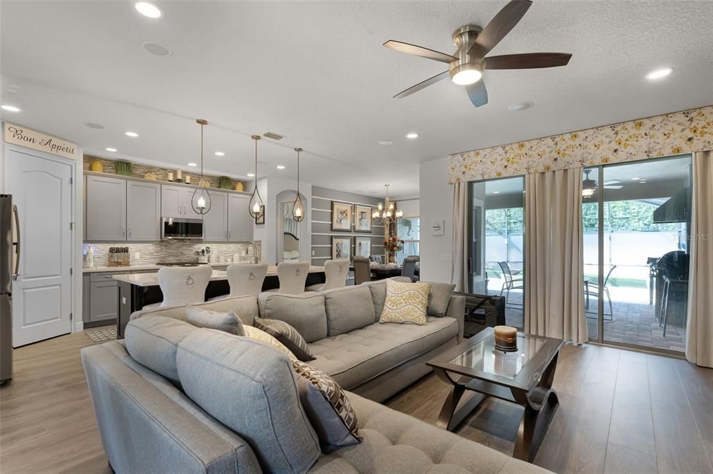 Activo con contrato: $540,000 (2 camas, 2 baños, 1974 Pies cuadrados)