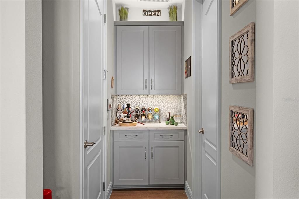 Activo con contrato: $540,000 (2 camas, 2 baños, 1974 Pies cuadrados)