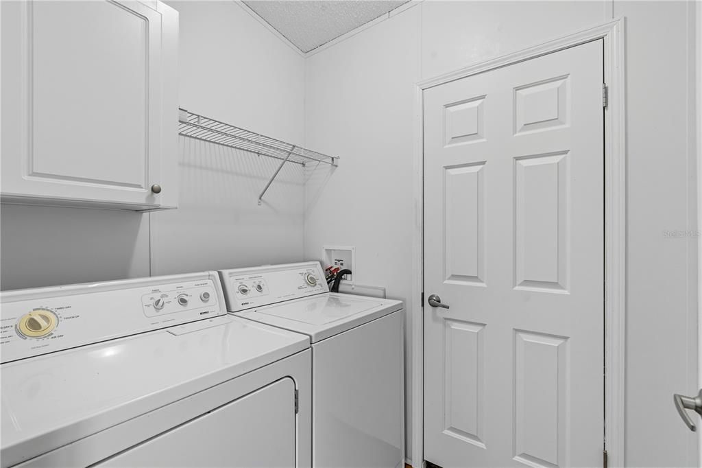 Под контрактом: $159,000 (3 спален, 2 ванн, 1296 Квадратных фут)