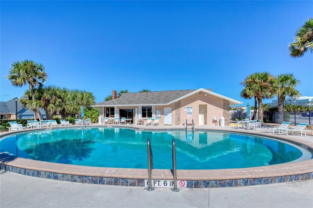 待售: $279,500 (2 贝兹, 2 浴室, 1275 平方英尺)