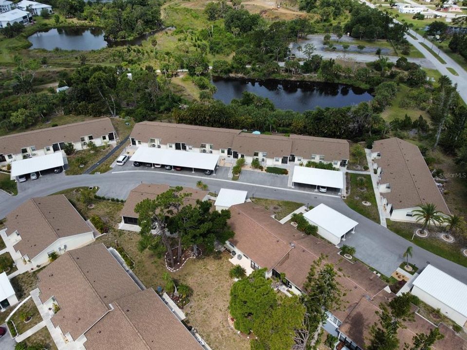 Active With Contract: $139,900 (2 beds, 2 baths, 933 Square Feet)