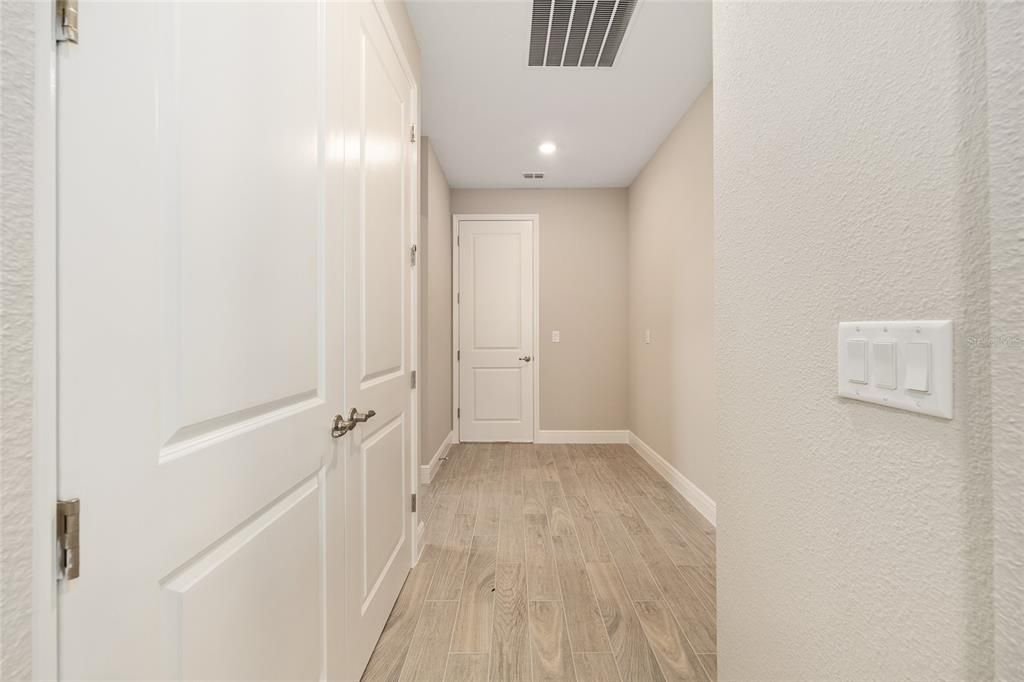 Active With Contract: $449,000 (3 beds, 2 baths, 2678 Square Feet)