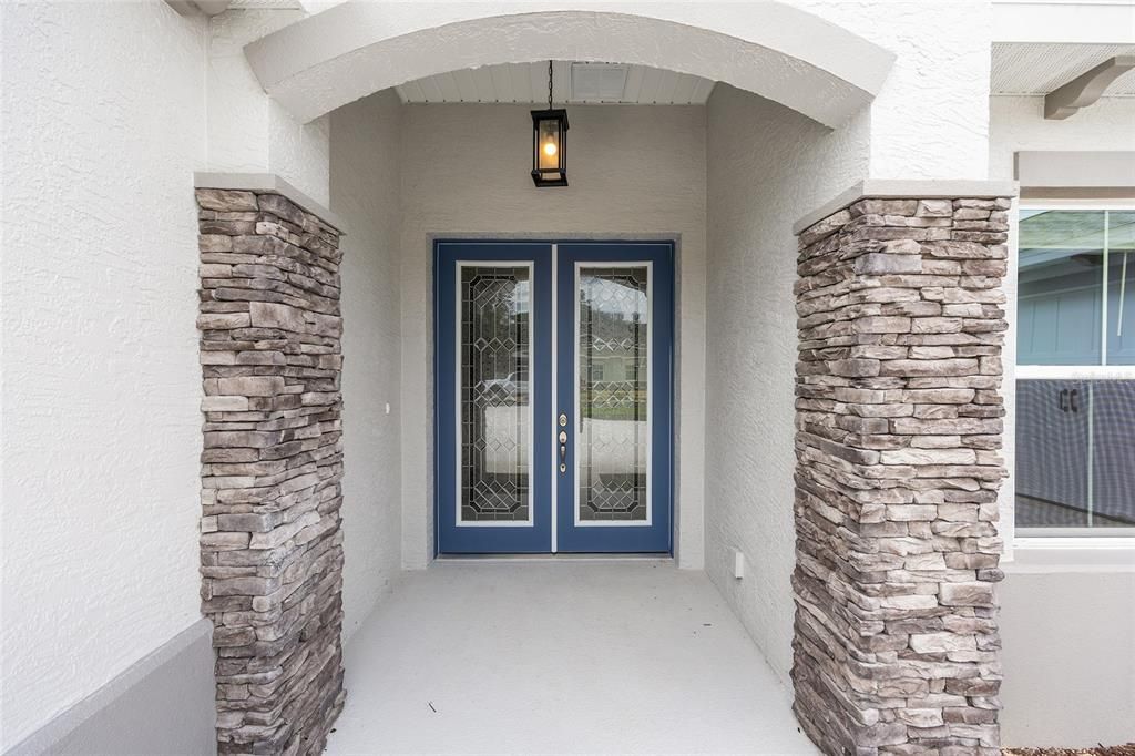 Active With Contract: $449,000 (3 beds, 2 baths, 2678 Square Feet)