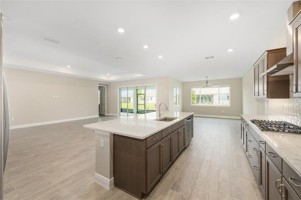 Active With Contract: $449,000 (3 beds, 2 baths, 2678 Square Feet)