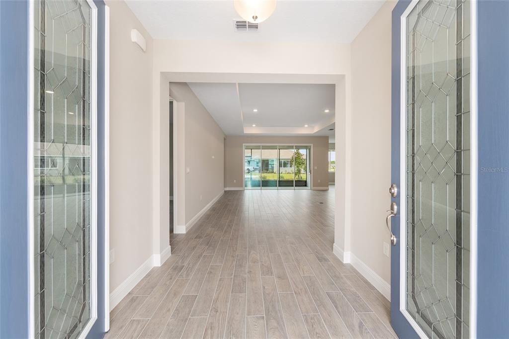 Active With Contract: $449,000 (3 beds, 2 baths, 2678 Square Feet)