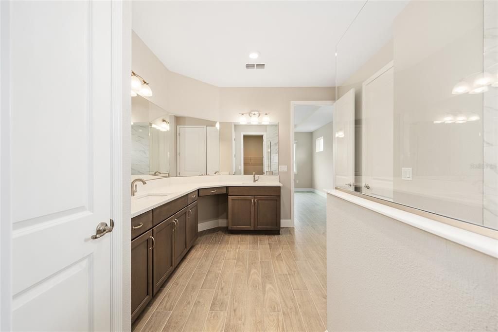 Active With Contract: $449,000 (3 beds, 2 baths, 2678 Square Feet)