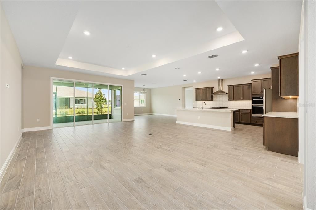 Active With Contract: $449,000 (3 beds, 2 baths, 2678 Square Feet)