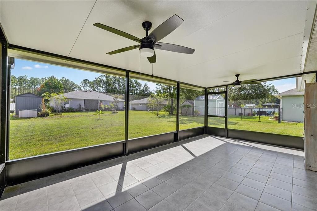 Active With Contract: $289,900 (3 beds, 2 baths, 1284 Square Feet)