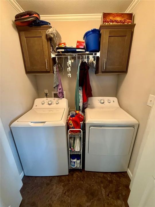 For Sale: $129,000 (2 beds, 2 baths, 972 Square Feet)