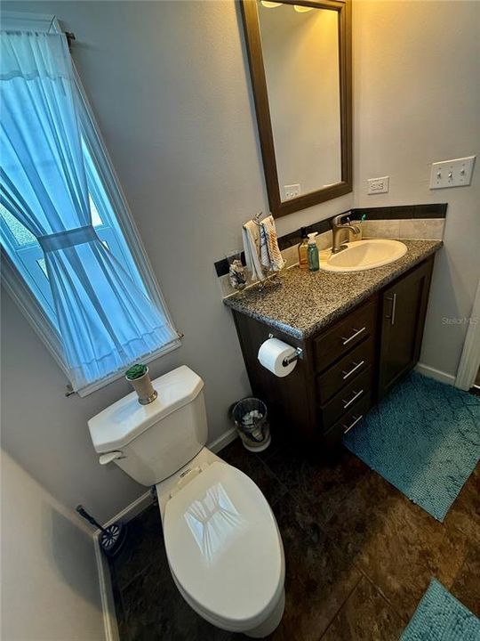 For Sale: $129,000 (2 beds, 2 baths, 972 Square Feet)