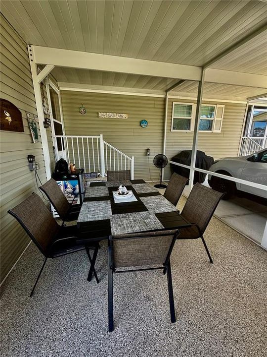 For Sale: $129,000 (2 beds, 2 baths, 972 Square Feet)