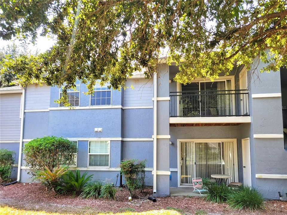 For Sale: $179,900 (3 beds, 3 baths, 1198 Square Feet)