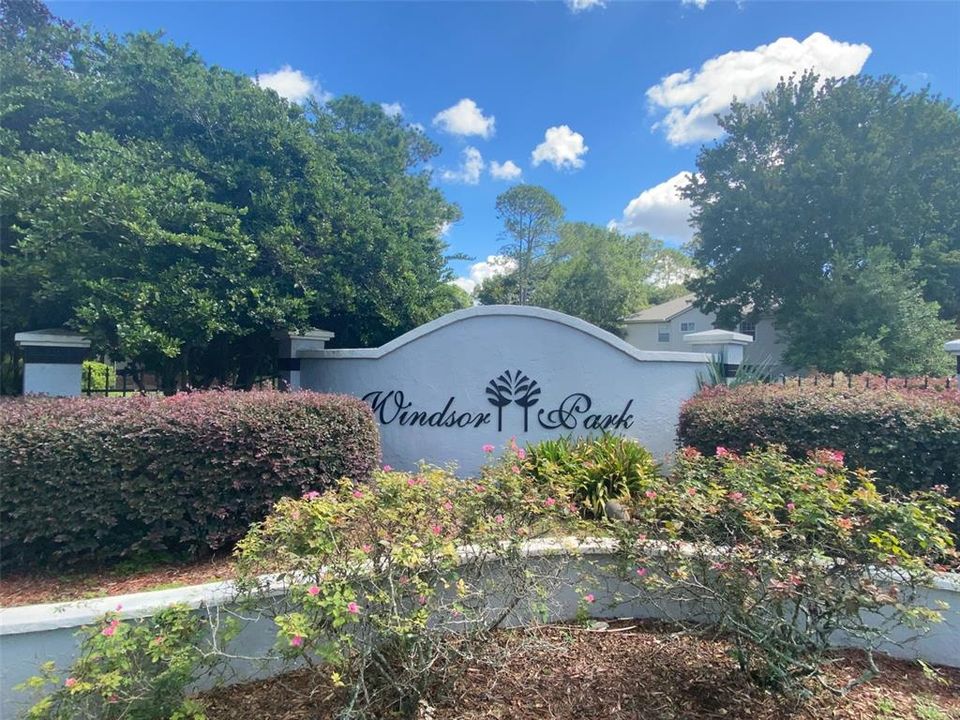 For Sale: $179,900 (3 beds, 3 baths, 1198 Square Feet)