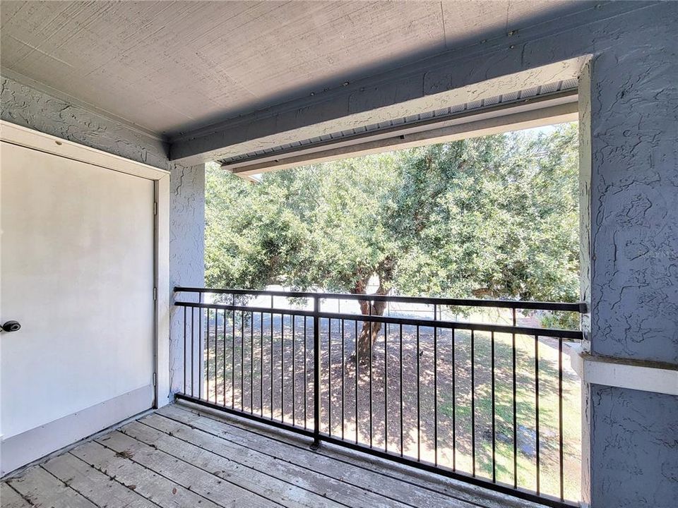 For Sale: $179,900 (3 beds, 3 baths, 1198 Square Feet)