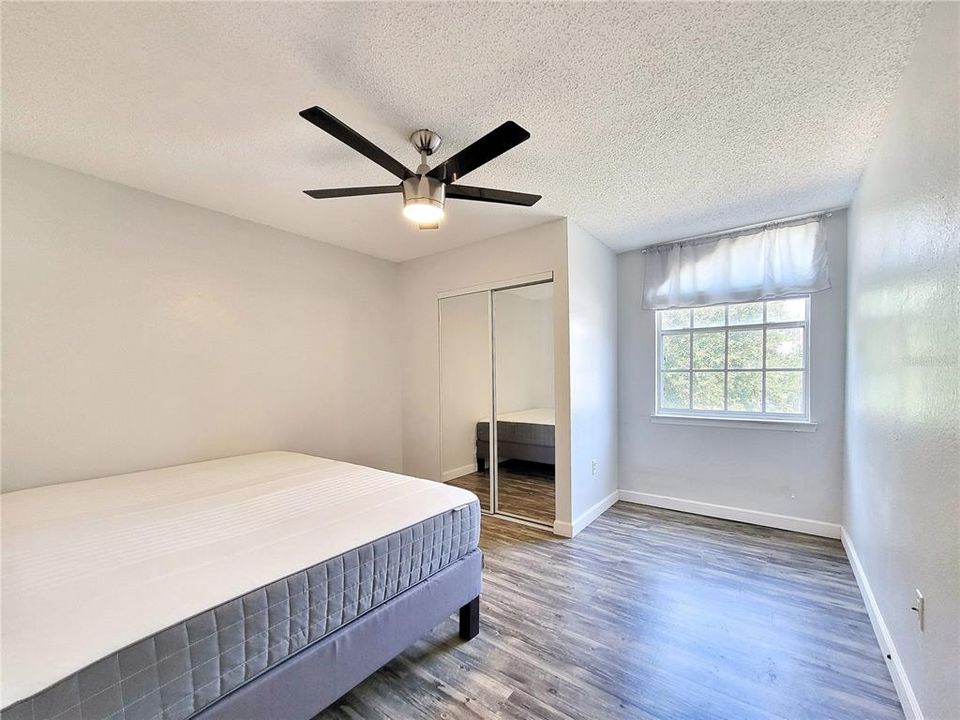 For Sale: $179,900 (3 beds, 3 baths, 1198 Square Feet)