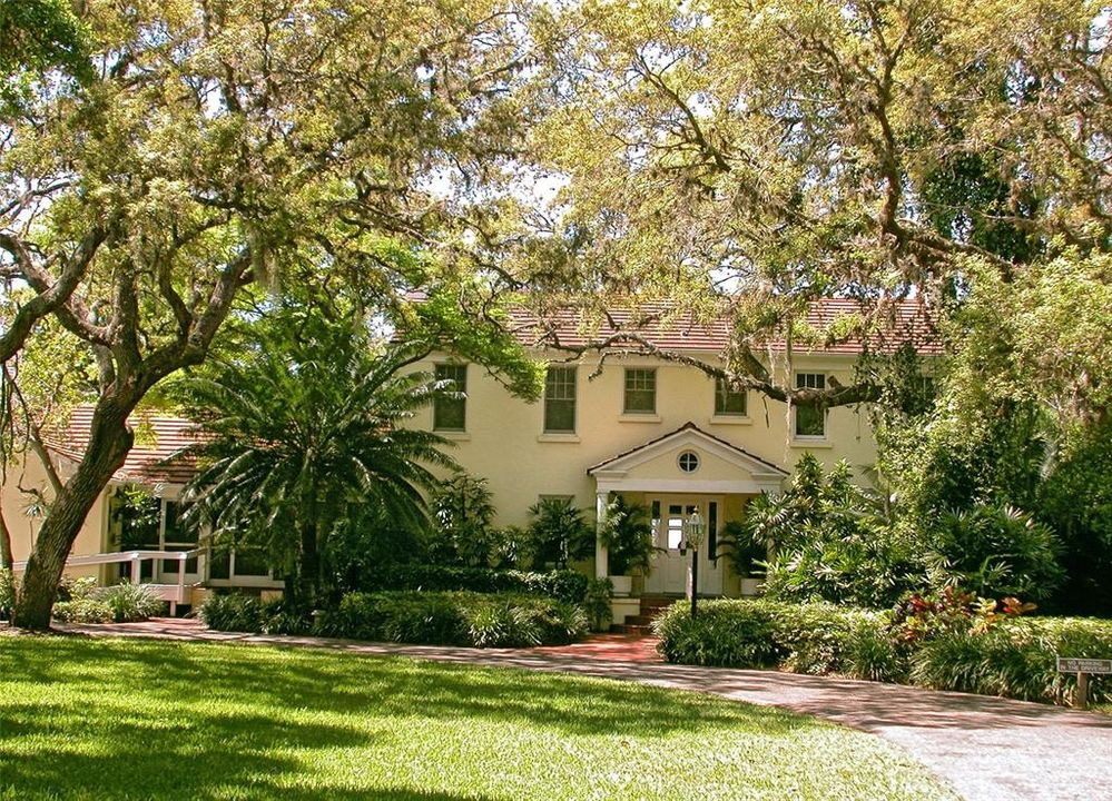 En Venta: $525,800 (2 camas, 2 baños, 1400 Pies cuadrados)