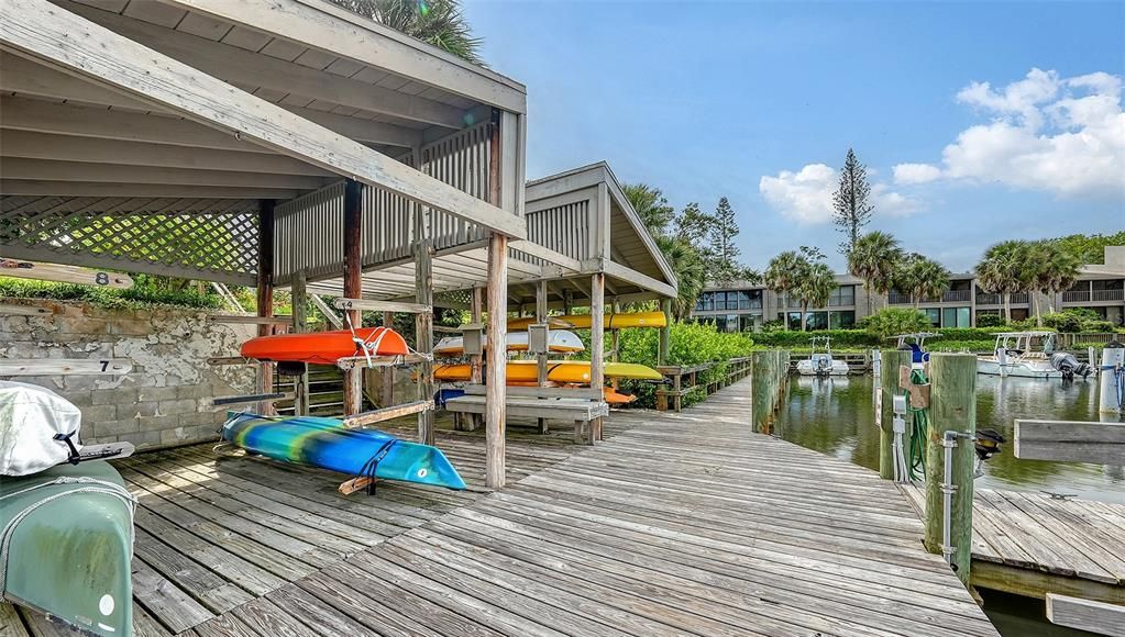 En Venta: $525,800 (2 camas, 2 baños, 1400 Pies cuadrados)