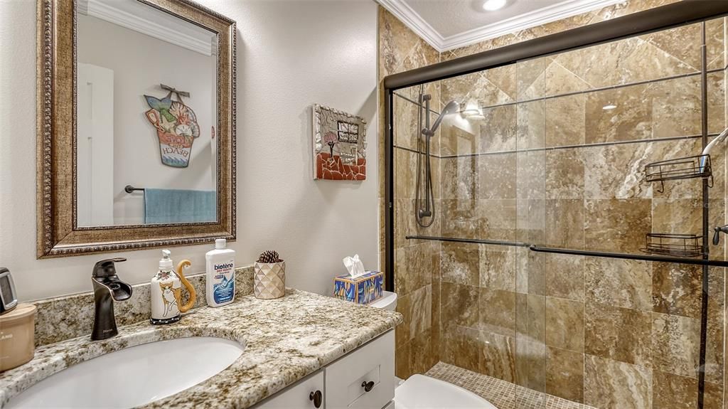 En Venta: $525,800 (2 camas, 2 baños, 1400 Pies cuadrados)