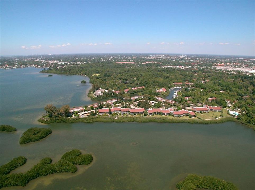 En Venta: $525,800 (2 camas, 2 baños, 1400 Pies cuadrados)