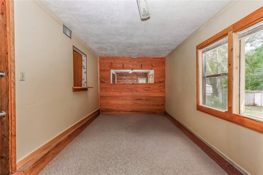 For Sale: $229,000 (3 beds, 2 baths, 1515 Square Feet)