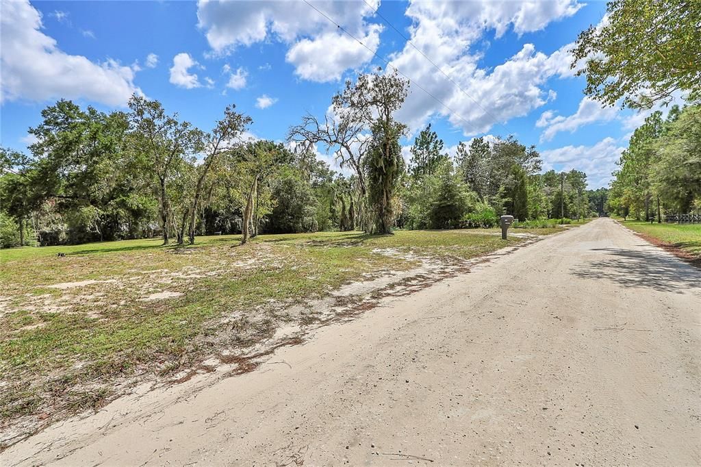 For Sale: $229,000 (3 beds, 2 baths, 1515 Square Feet)