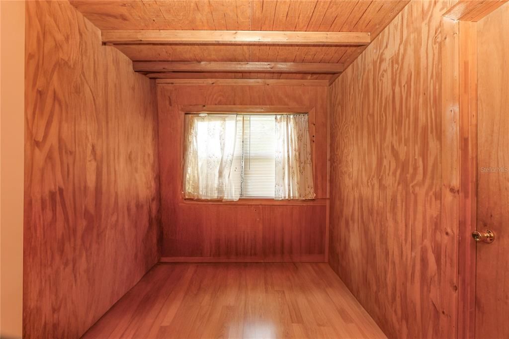 For Sale: $229,000 (3 beds, 2 baths, 1515 Square Feet)