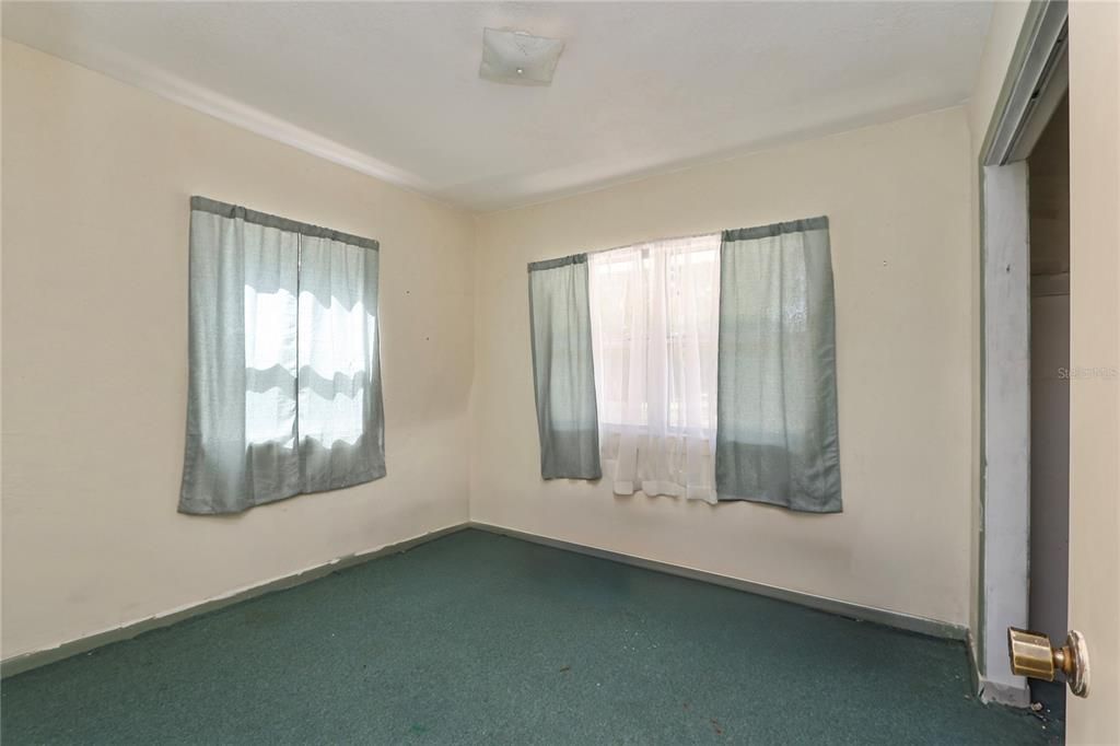 For Sale: $229,000 (3 beds, 2 baths, 1515 Square Feet)