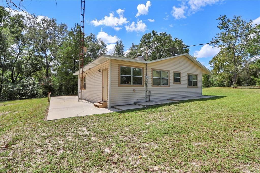 For Sale: $229,000 (3 beds, 2 baths, 1515 Square Feet)