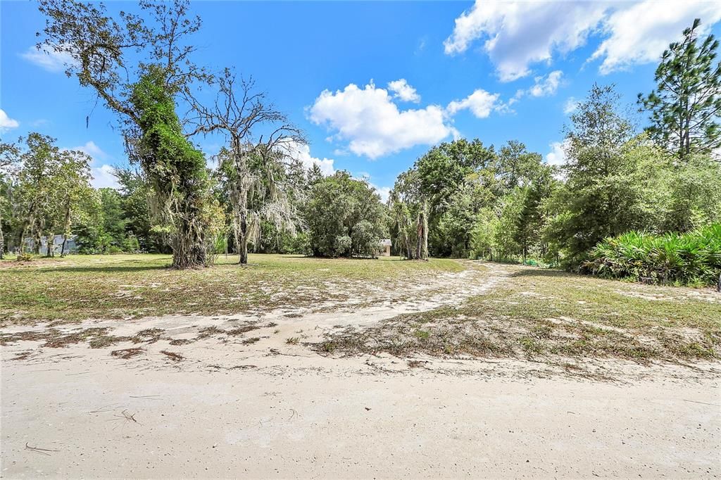 For Sale: $229,000 (3 beds, 2 baths, 1515 Square Feet)