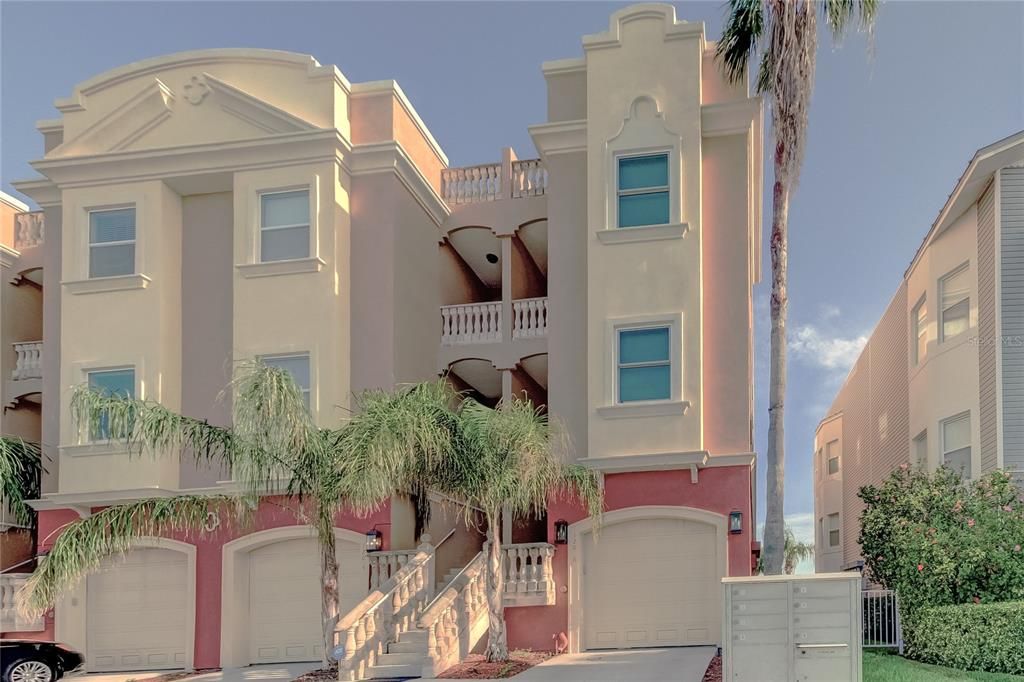 В аренду: $12,000 (3 спален, 3 ванн, 3340 Квадратных фут)