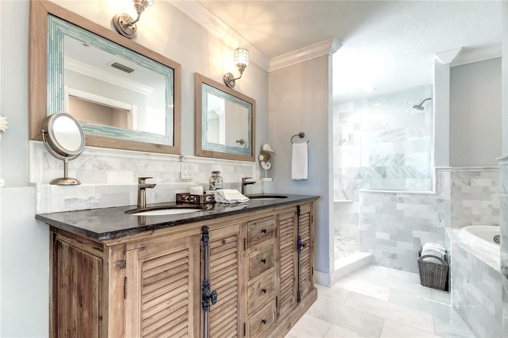 В аренду: $12,000 (3 спален, 3 ванн, 3340 Квадратных фут)